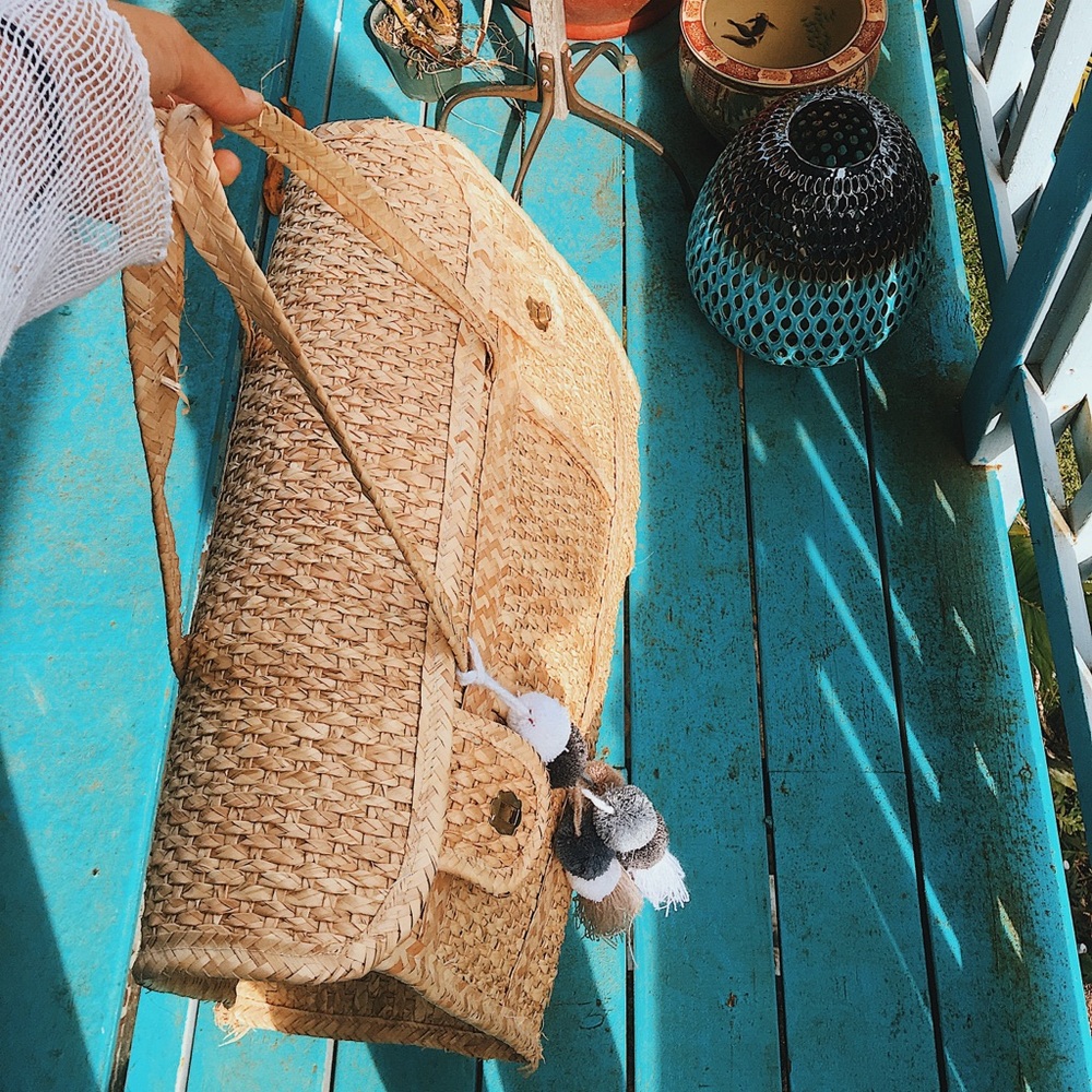 Woven tote bag